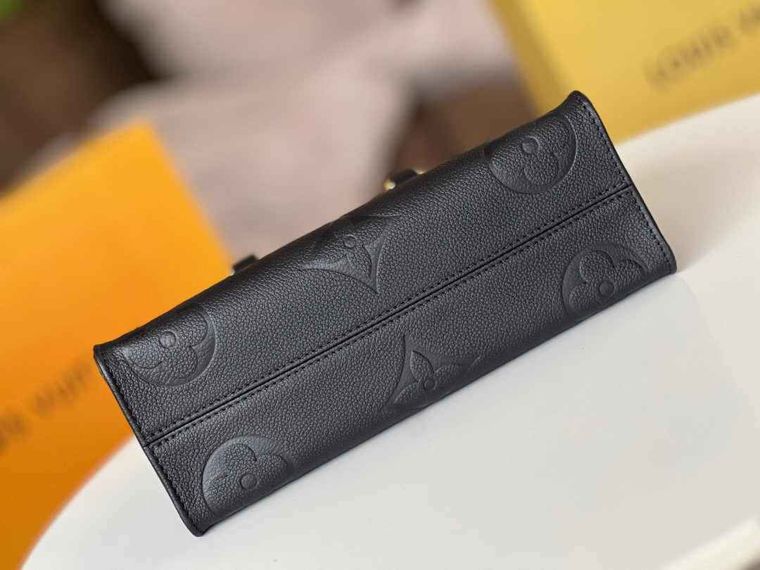 LV M23640 Louis Vuitton OnTheGo East West Monogram Empreinte Leather Black - Default Title - View 5