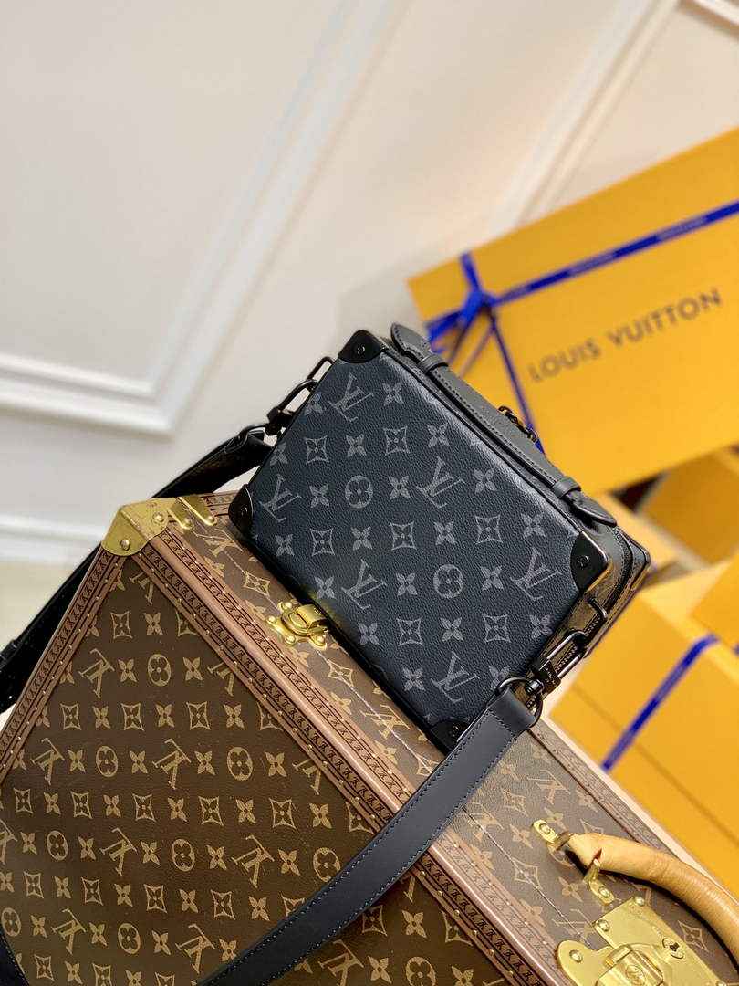 LV M45935 Louis Vuitton Handle Soft Trunk Monogram canvas black