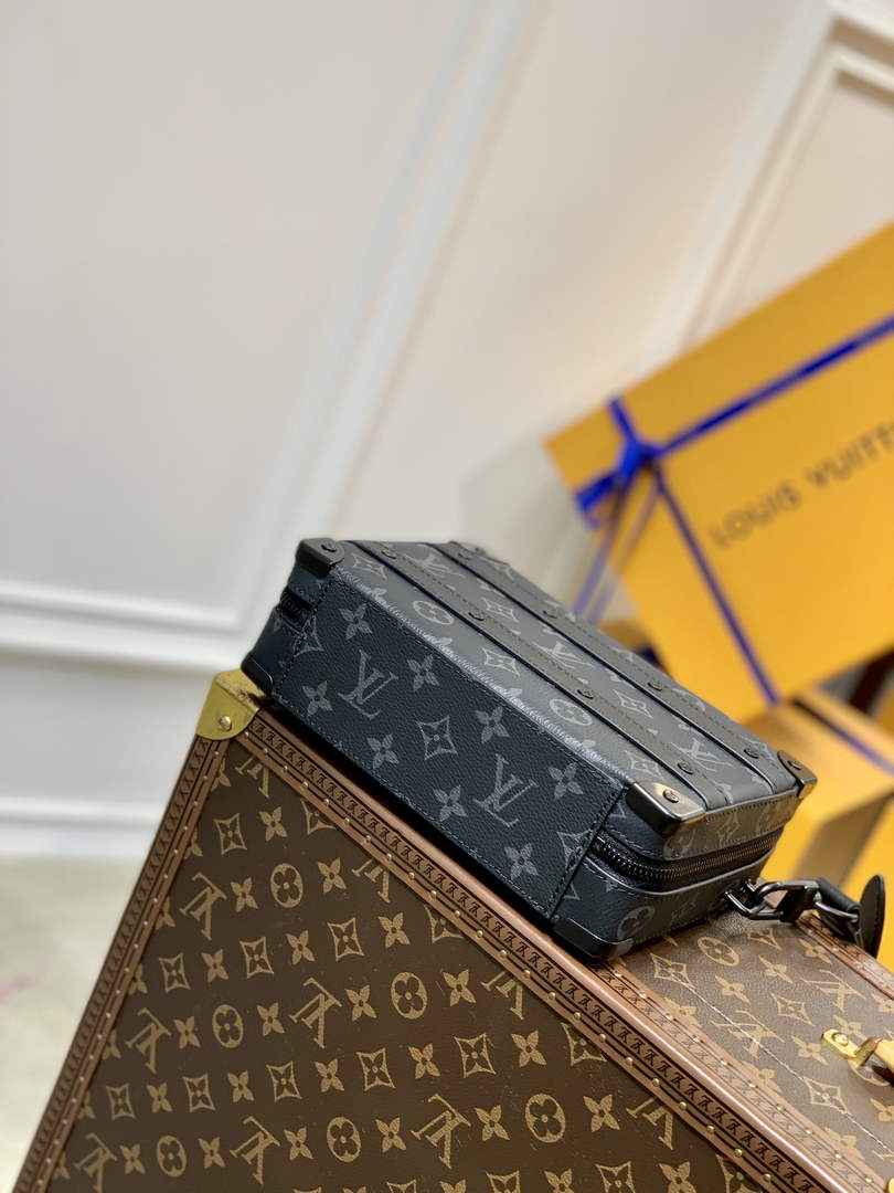 LV M45935 Louis Vuitton Handle Soft Trunk Monogram canvas black
