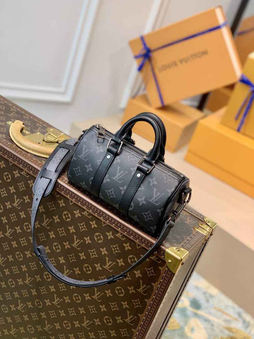 LV M45947 Louis Vuitton Keepall XS Travel Men Bag Monogram
