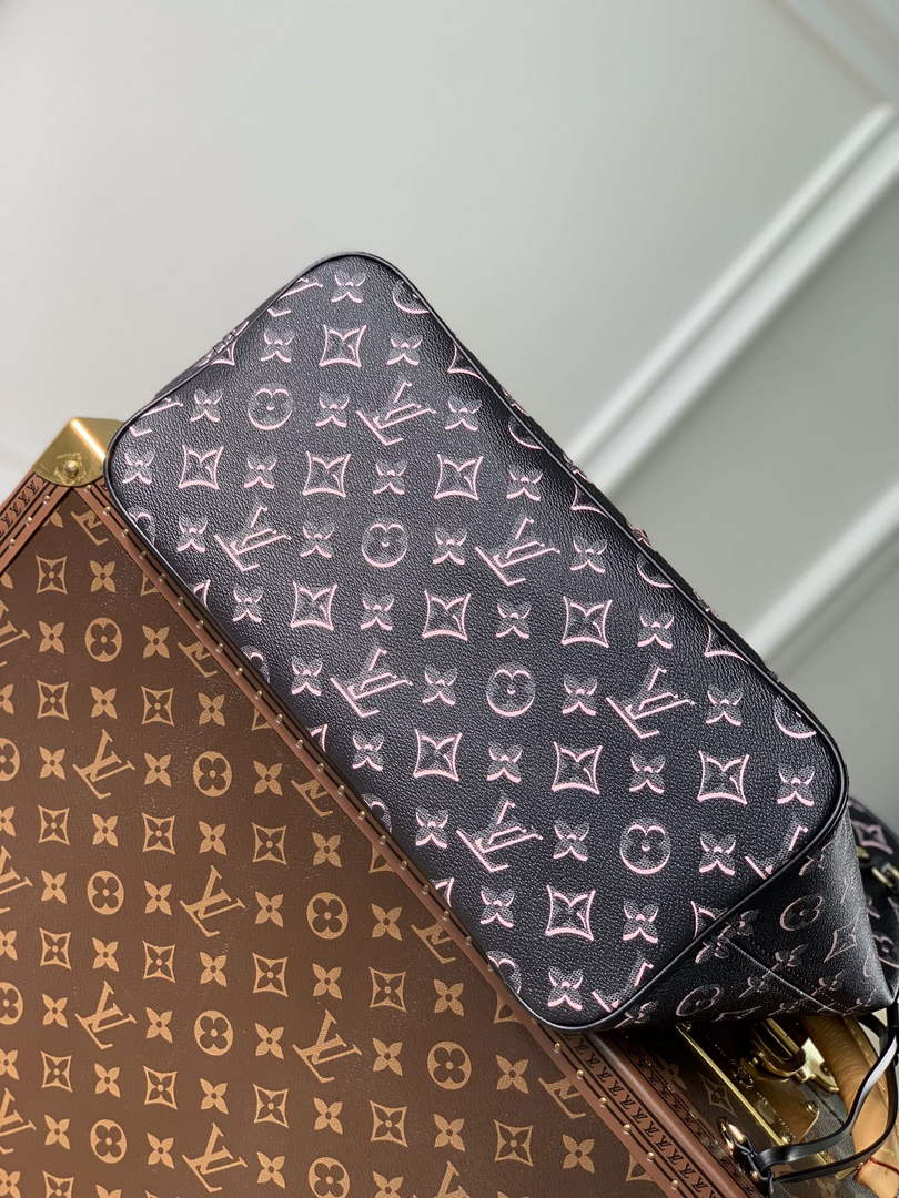 LV M46137 Louis Vuitton Neverfull MM Tote Bag Black