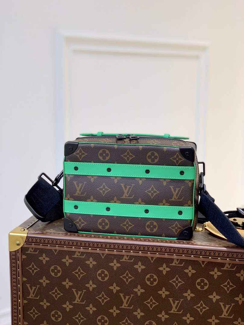 LV M46264 Louis Vuitton Handle Soft Trunk Men Bags Green