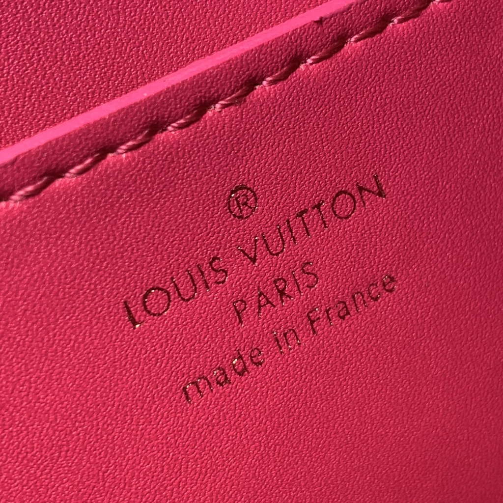 LV M57093 Louis Vuitton Twist One Handle PM Taurillon Leather Black