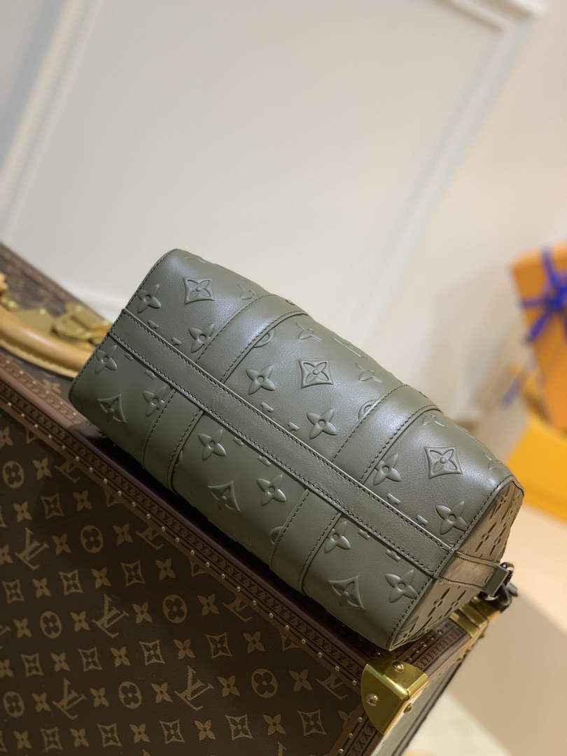 LV M57955 Louis Vuitton City Keepall Travel Men Bag Green