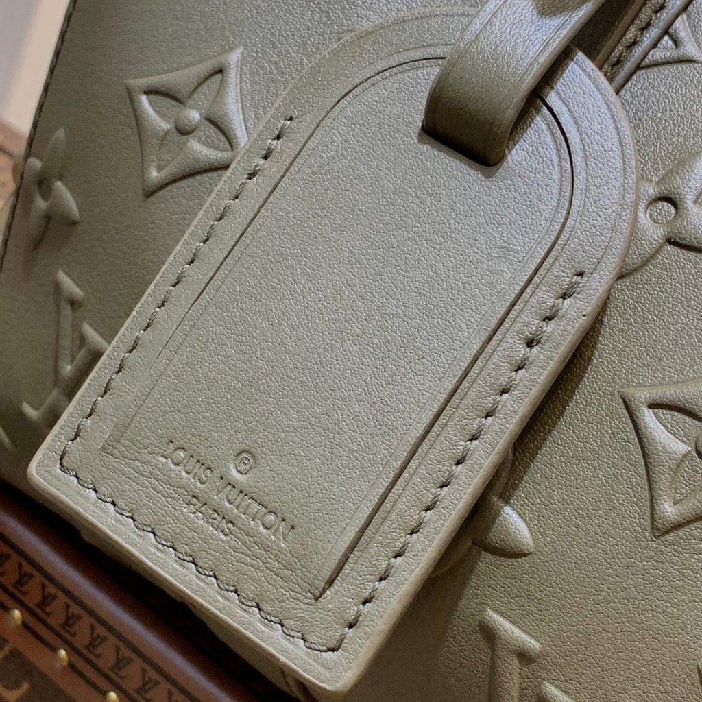 LV M57955 Louis Vuitton City Keepall Travel Men Bag Green