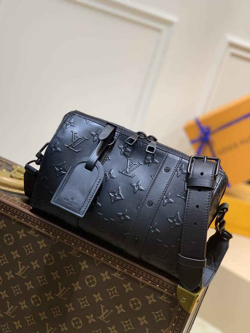 LV M57955 Louis Vuitton City Keepall Travel Men Bag Black