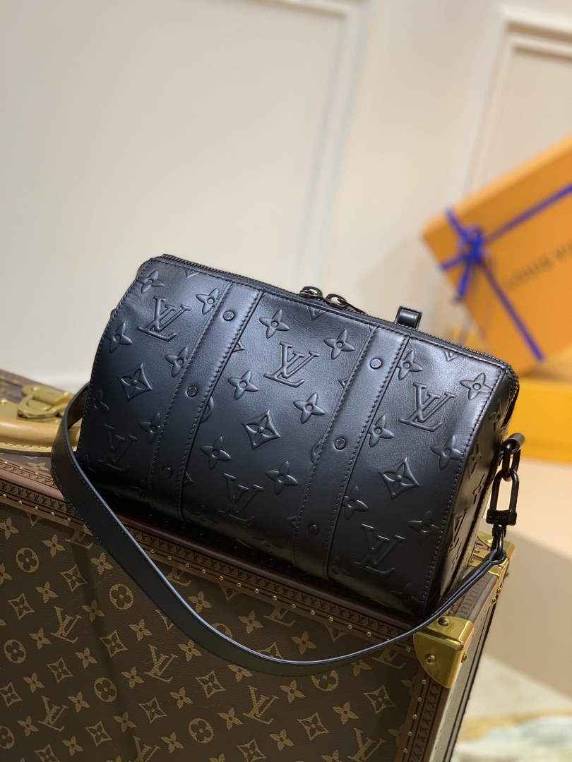 LV M57955 Louis Vuitton City Keepall Travel Men Bag Black