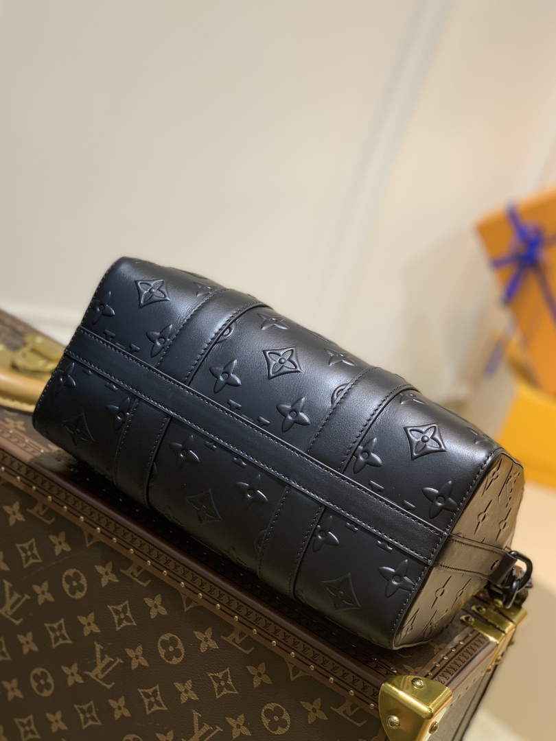 LV M57955 Louis Vuitton City Keepall Travel Men Bag Black