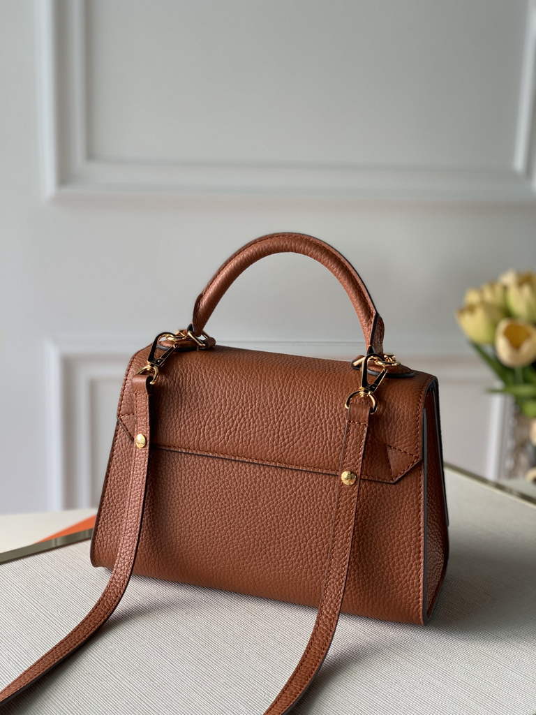 LV M59091 Louis Vuitton Twist One Handle BB High End Leathers Brown