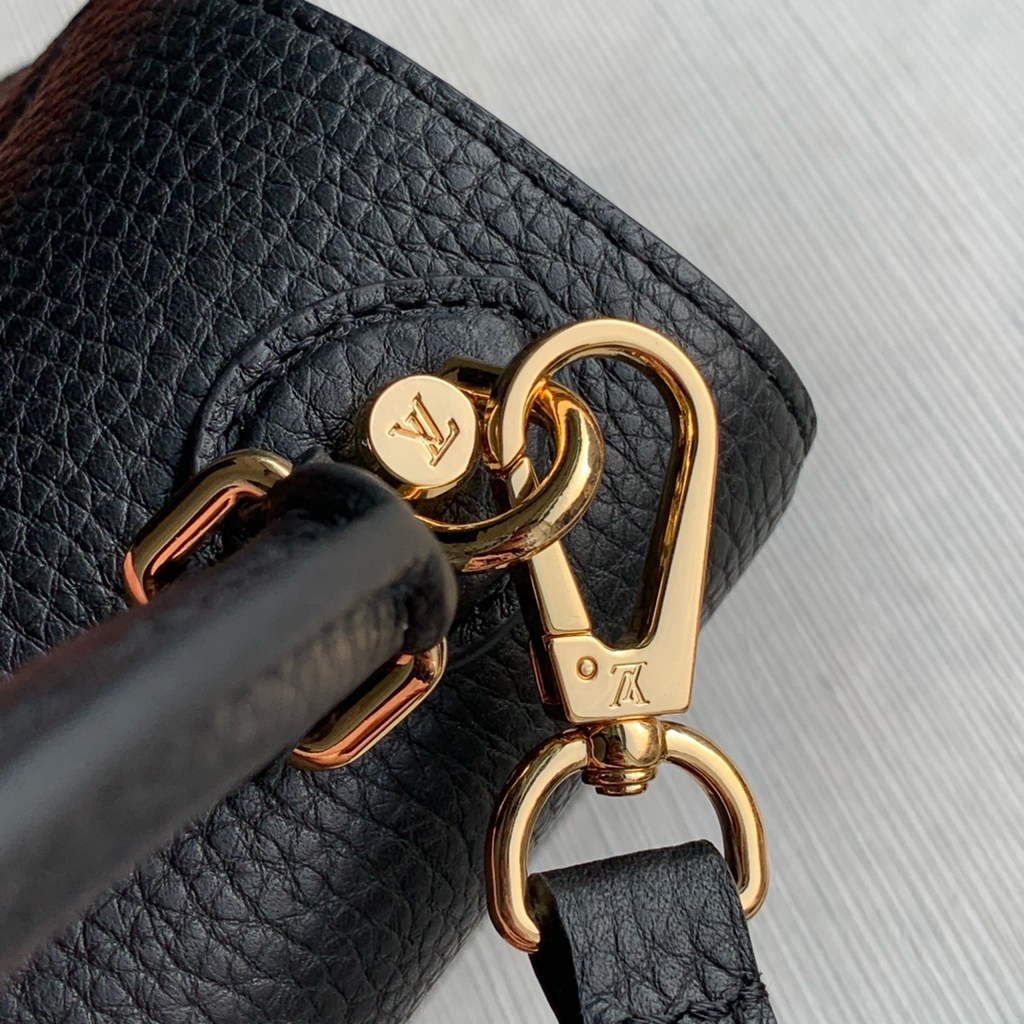 LV M59091 Louis Vuitton Twist One Handle BB High End Leathers Black