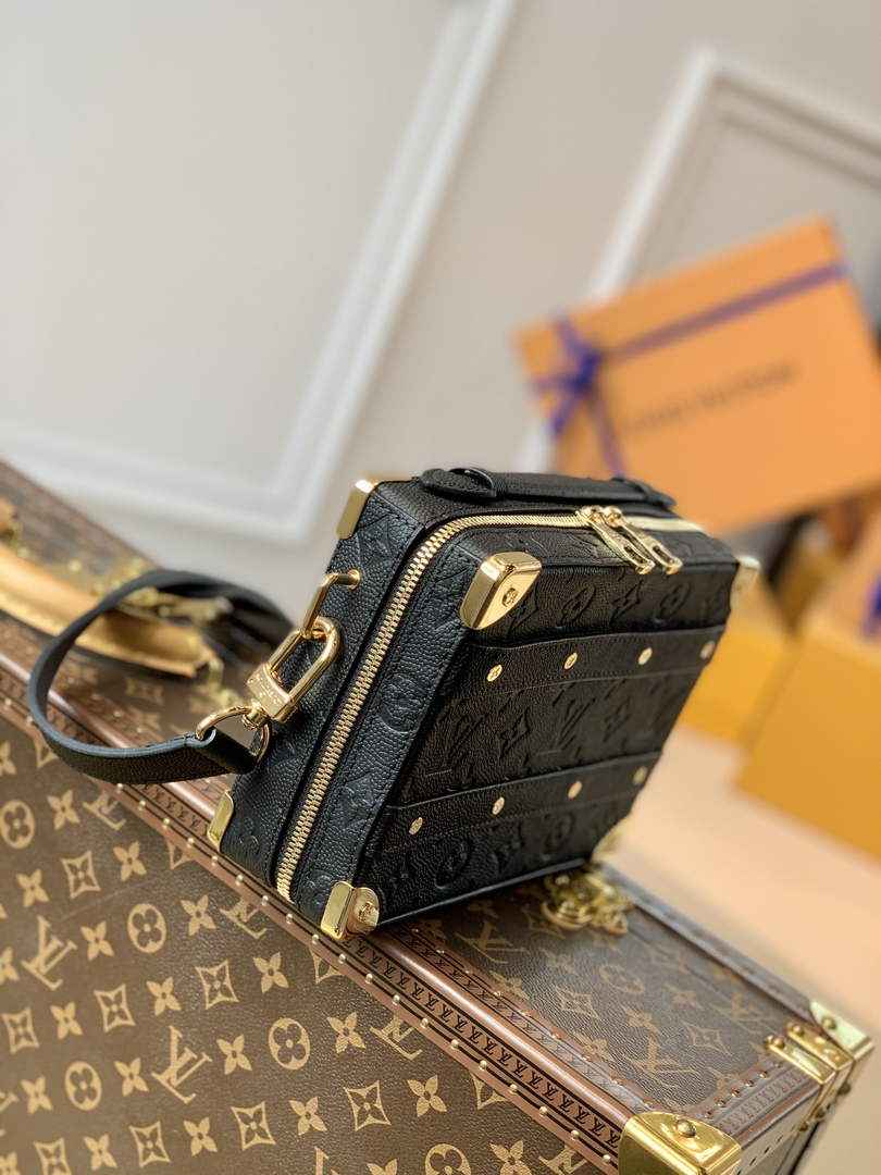 LV M59163 Louis Vuitton Handle Soft Trunk Men Bags Black