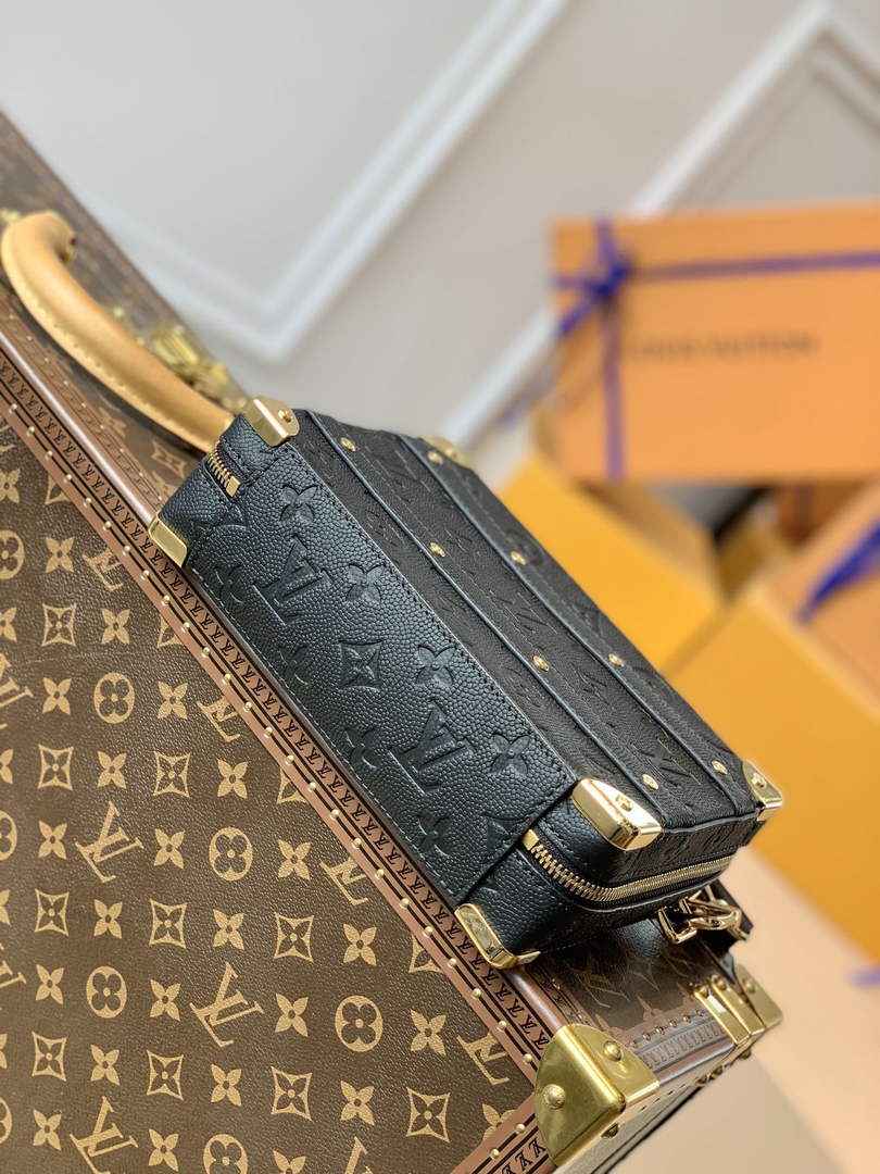 LV M59163 Louis Vuitton Handle Soft Trunk Men Bags Black