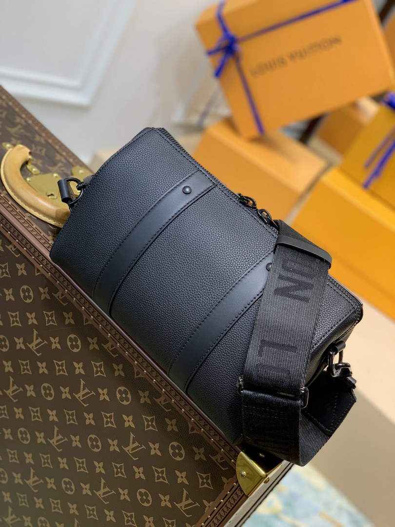 LV M59255 Louis Vuitton City Keepall Travel Men Bag aerogram