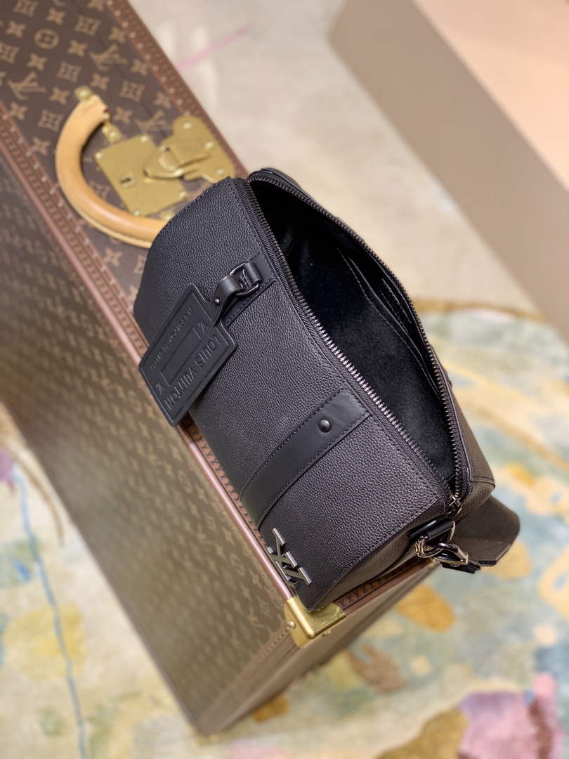 LV M59255 Louis Vuitton City Keepall Travel Men Bag aerogram