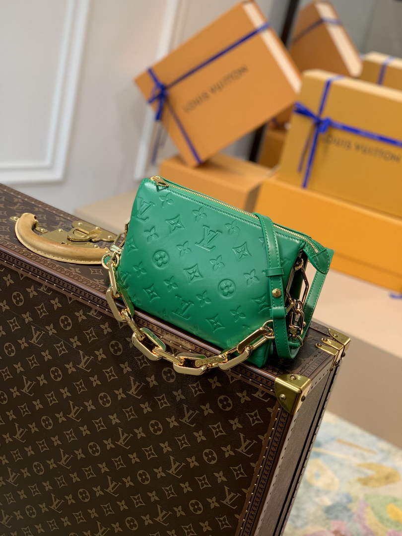 LV M59389 Louis Vuitton Coussin BB Handbags Green - Default Title - View 1