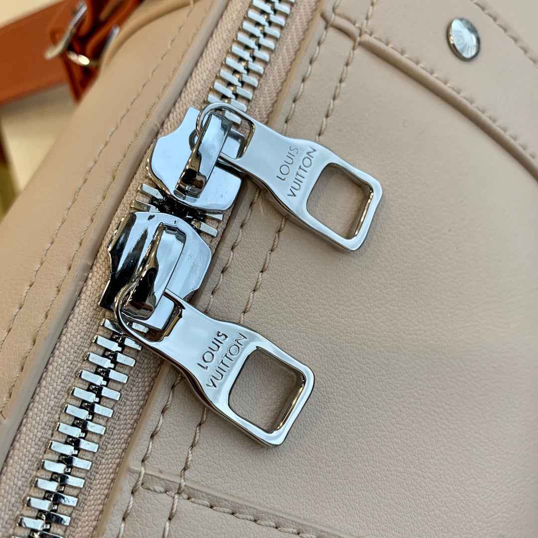 LV M59670 Louis Vuitton City Keepall Travel Men Bag Other Leathers