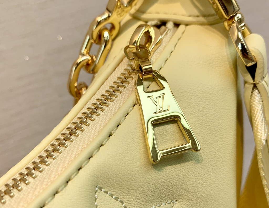 Louis Vuitton M59823 Over The Moon Bag Banana Yellow - Default Title - View 5