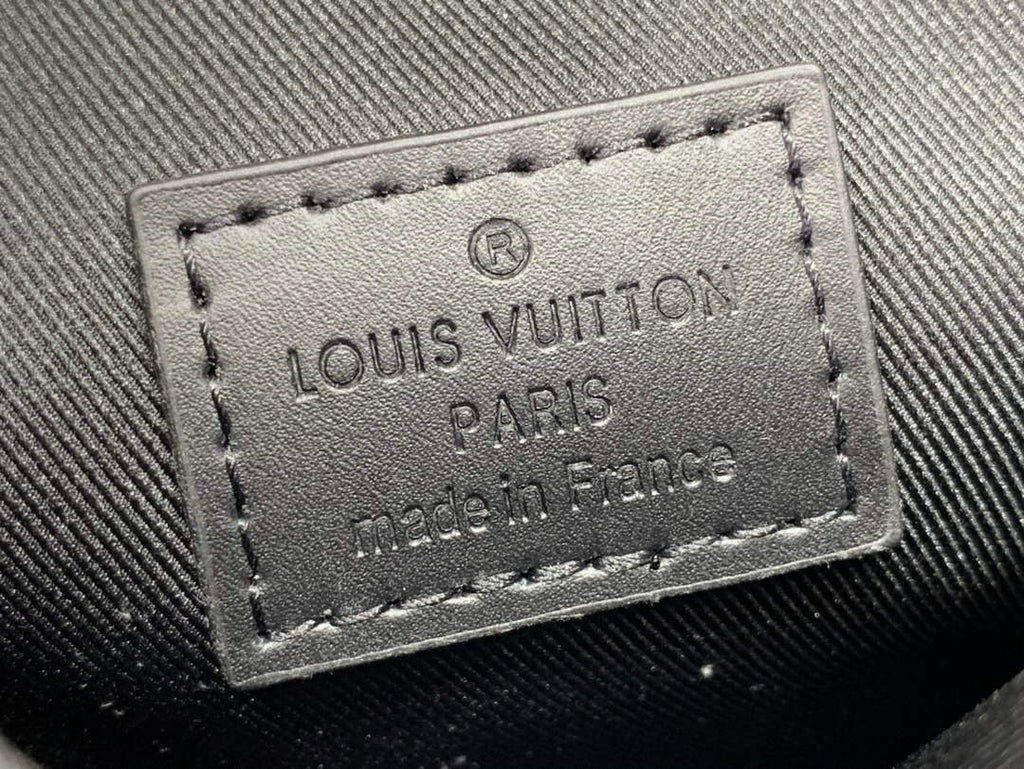 LV M81522 Louis Vuitton S-Lock Vertical wearable wallet monogram - Default Title - View 8