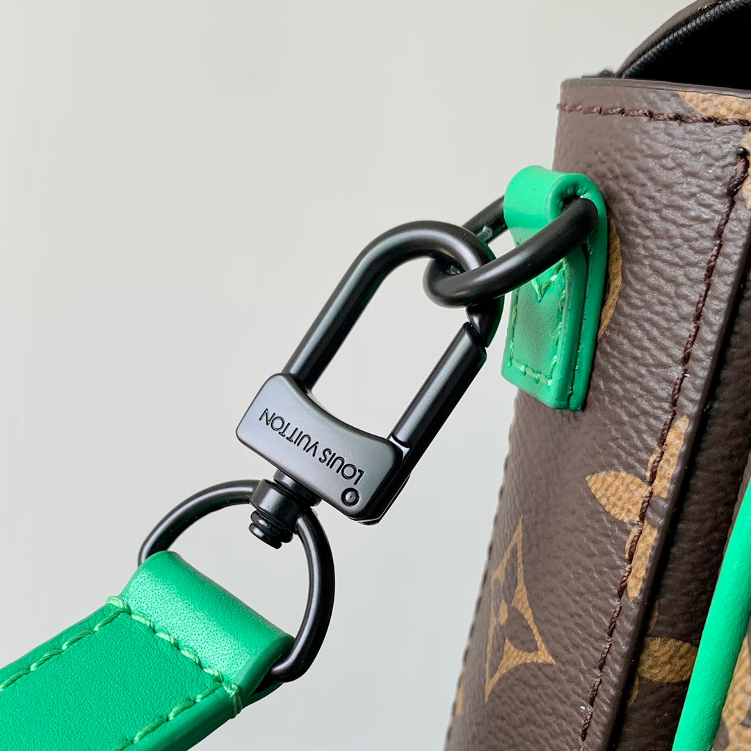 LV M81522 Louis Vuitton S-Lock Vertical wearable wallet monogram green - Default Title - View 8