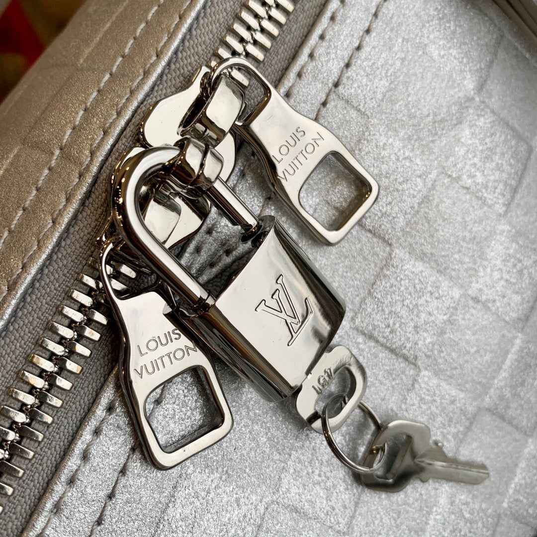 LV N58041 Louis Vuitton Keepall Bandouliere 50 Travel Bag Silver