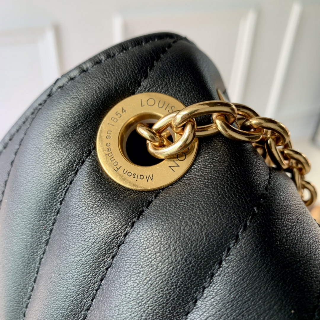Louis Vuitton M20687 LV New Wave Chain Bag PM Black - Default Title - View 6