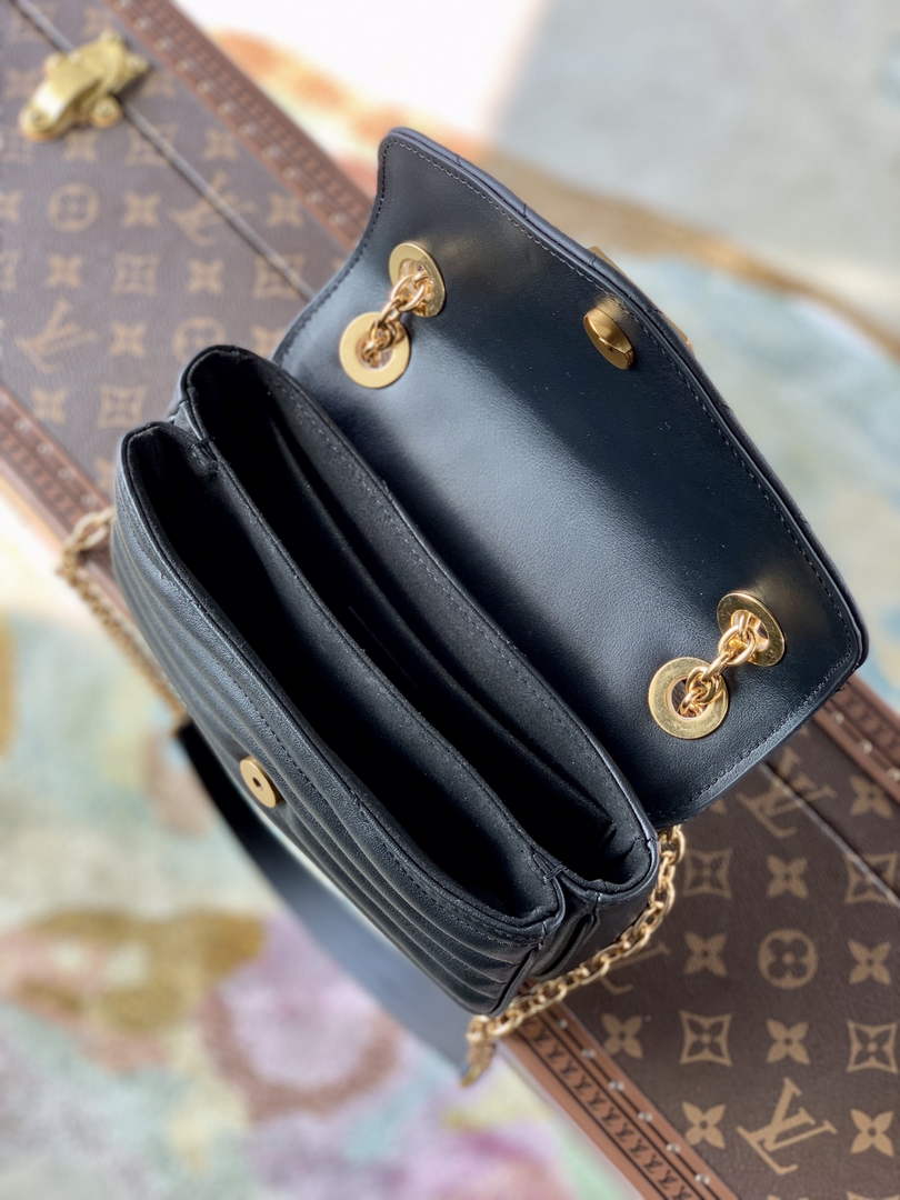 Louis Vuitton M20687 LV New Wave Chain Bag PM Black - Default Title - View 8