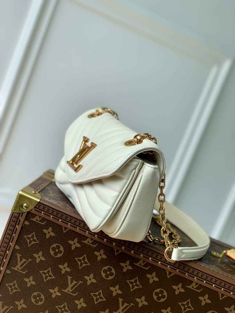 Louis Vuitton M20685 LV New Wave Chain Bag PM White