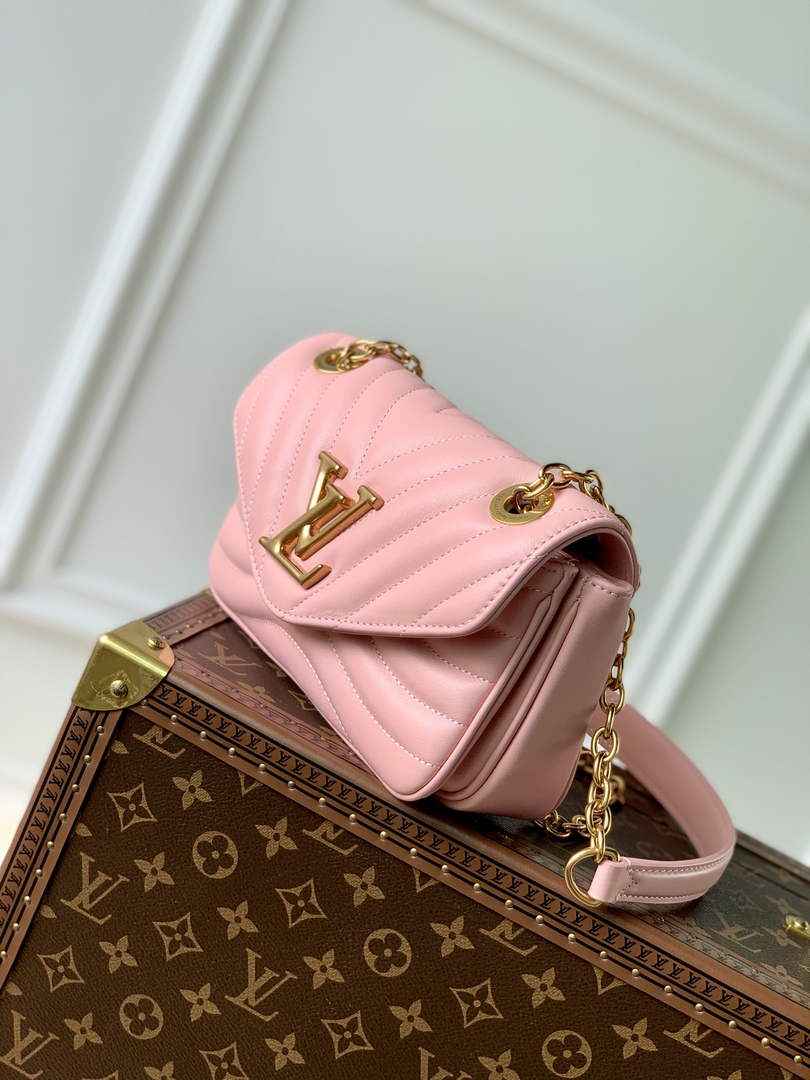 Louis Vuitton M20686 LV New Wave Chain Bag PM Pink