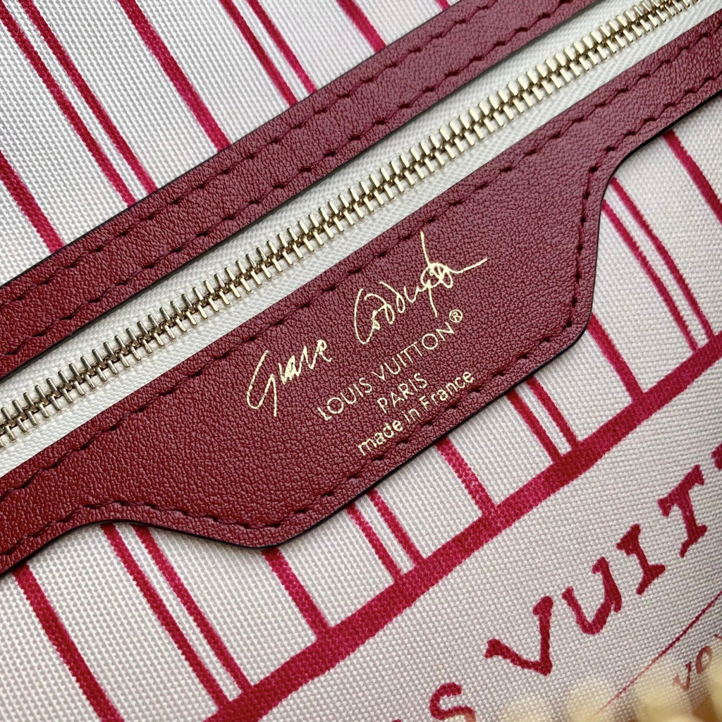 Louis Vuitton Travels With Grace Coddingon Speedy Soft 30 Bag M25766