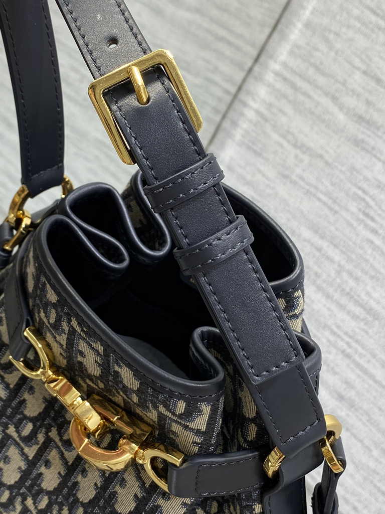Medium C'est Dior Bag M2271 Blue Dior Oblique Jacquard - Default Title - View 8
