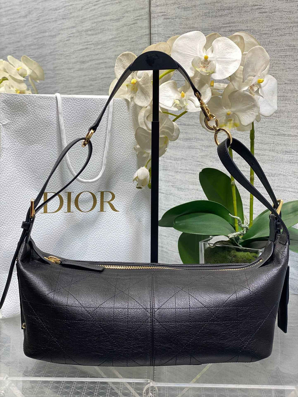 Medium D-Journey Bag in Vintage Smooth Calfskin - M2417 - Black Leather with Gold - Default Title - View 1
