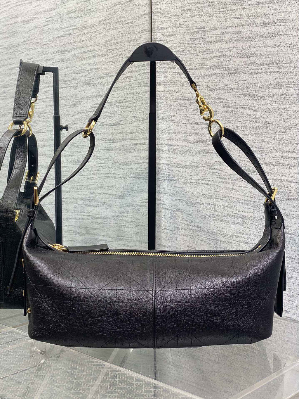 Medium D-Journey Bag in Vintage Smooth Calfskin - M2417 - Black Leather with Gold - Default Title - View 2