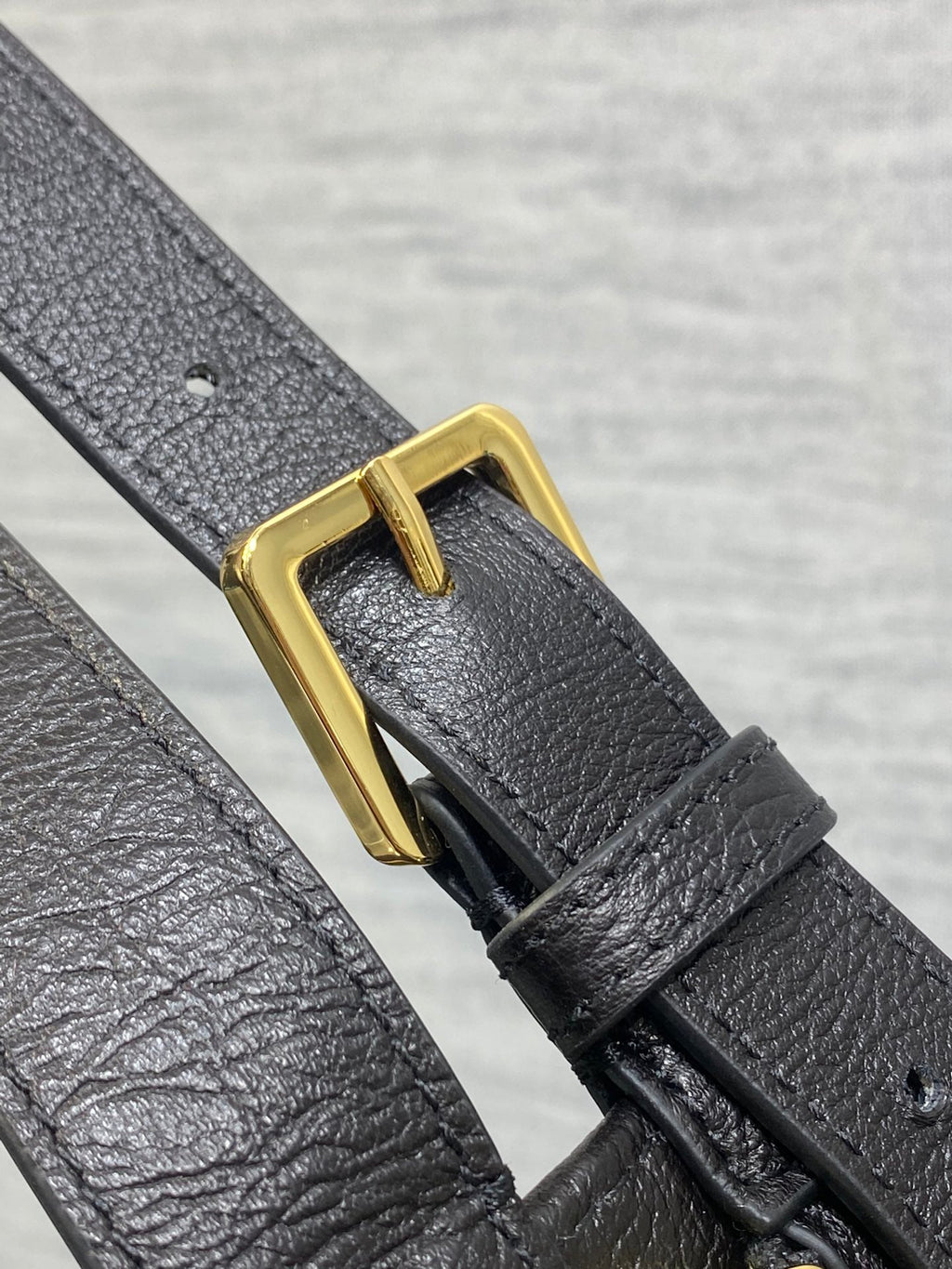 Medium D-Journey Bag in Vintage Smooth Calfskin - M2417 - Black Leather with Gold - Default Title - View 5