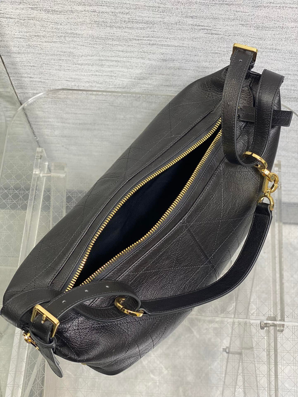 Medium D-Journey Bag in Vintage Smooth Calfskin - M2417 - Black Leather with Gold - Default Title - View 9