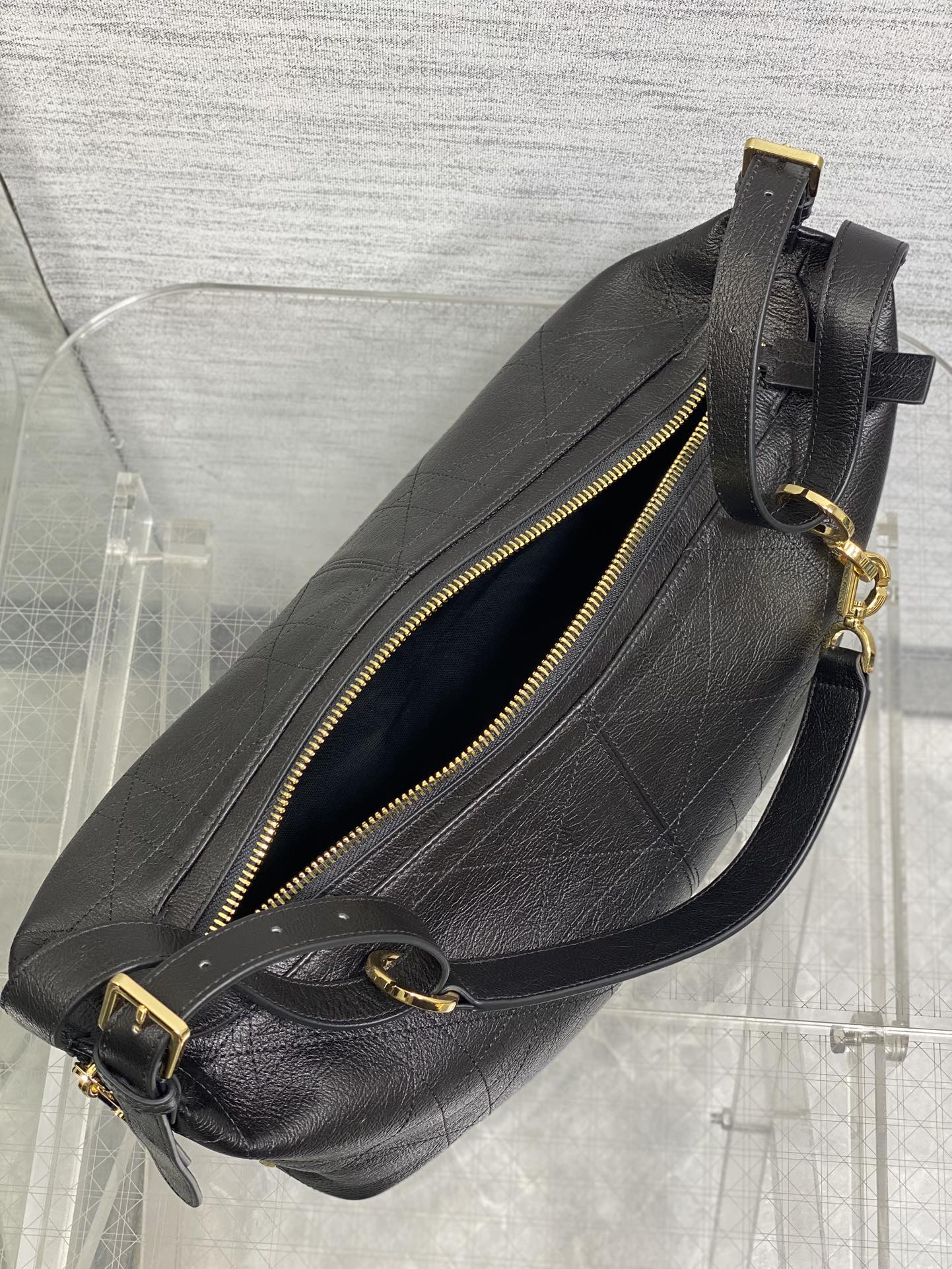 Medium D-Journey Bag in Vintage Smooth Calfskin - M2417 - Black Leather with Gold - Default Title - View 9