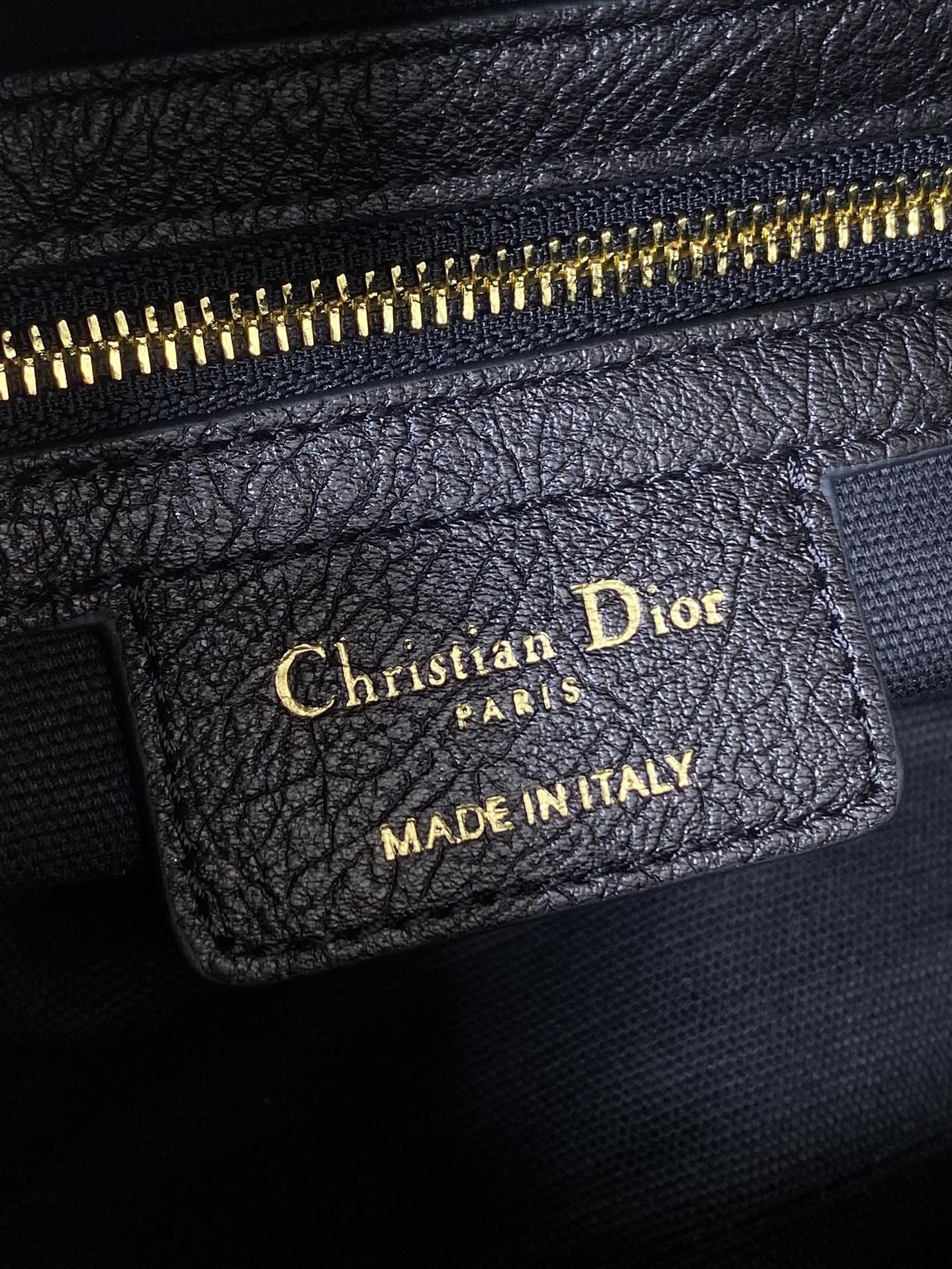 Medium D-Journey Bag in Vintage Smooth Calfskin - M2417 - Black Leather with Gold - Default Title - View 10
