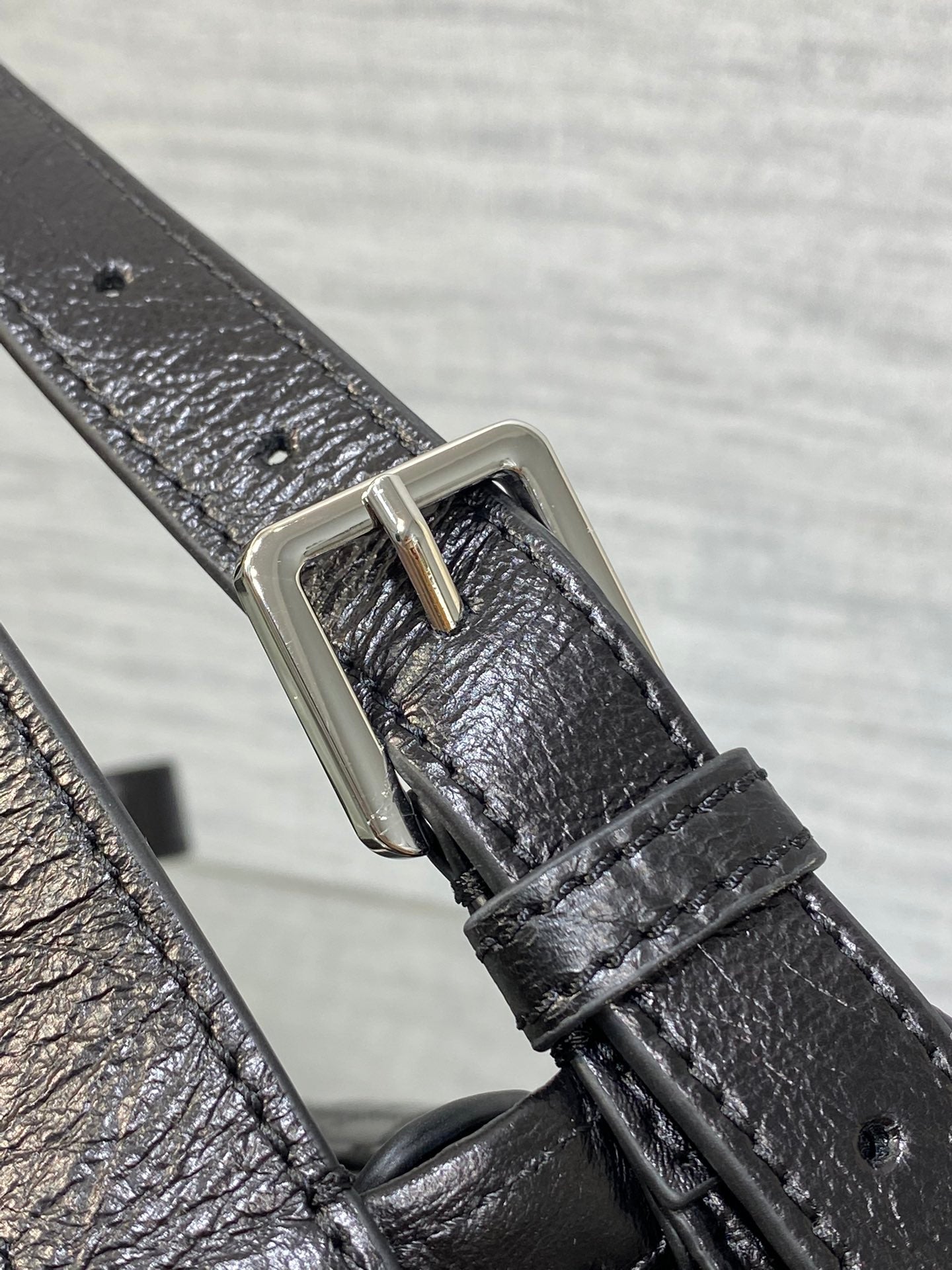 Medium D-Journey Bag in Vintage Smooth Calfskin - M2417 - Black Leather - Default Title - View 5