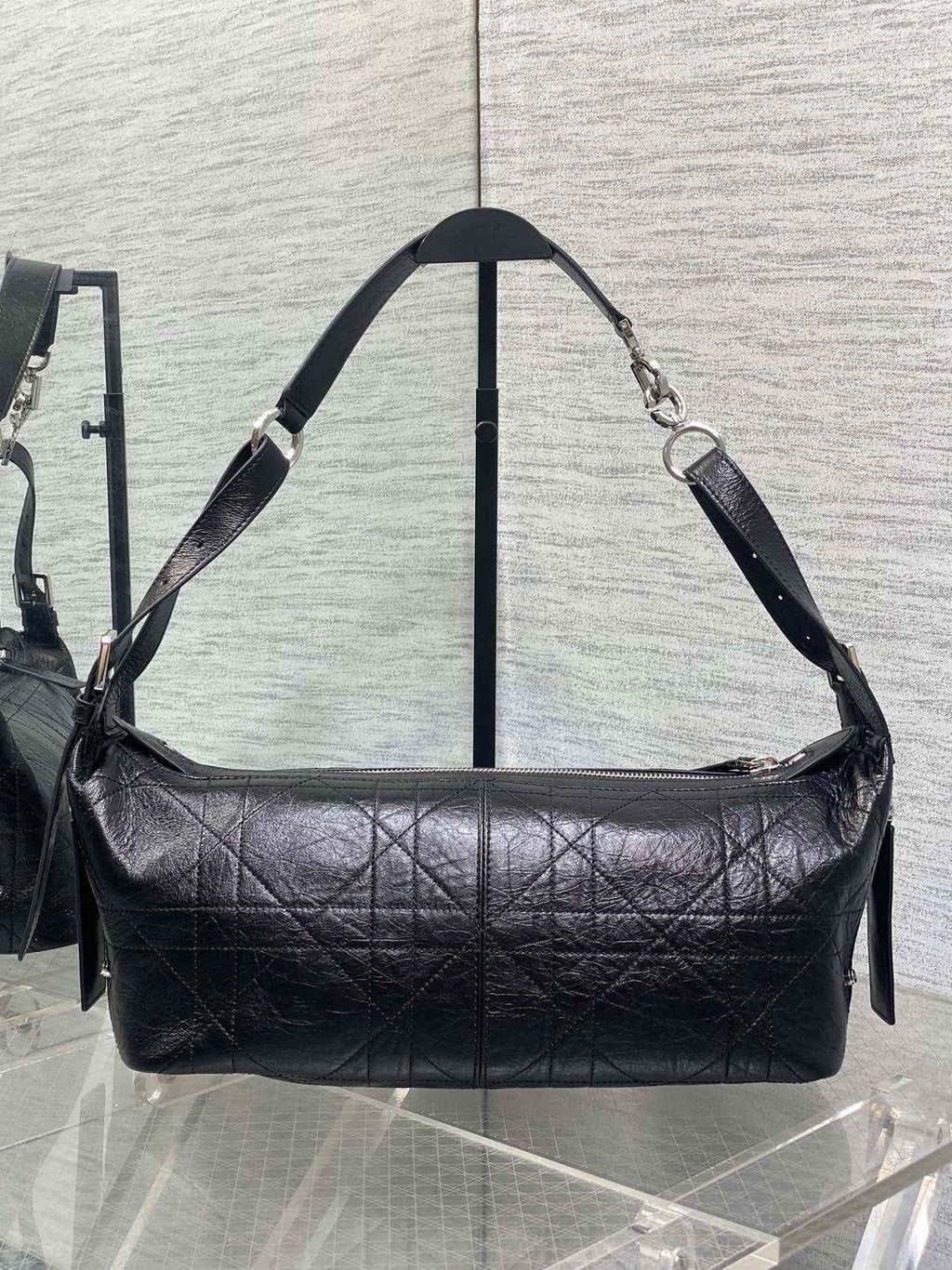 Medium D-Journey Bag in Vintage Smooth Calfskin - M2417 - Black Leather - Default Title - View 3