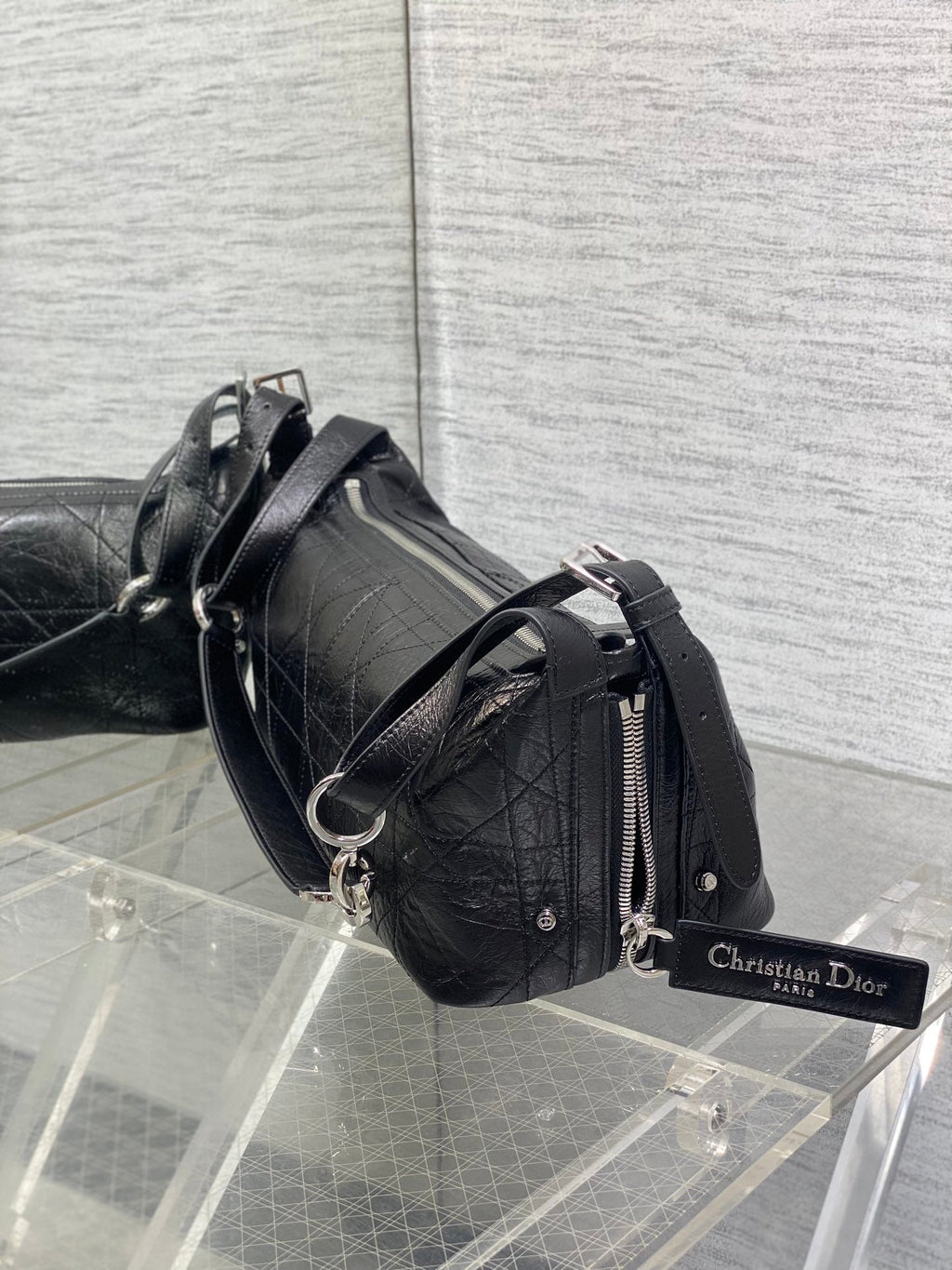 Medium D-Journey Bag in Vintage Smooth Calfskin - M2417 - Black Leather - Default Title - View 7