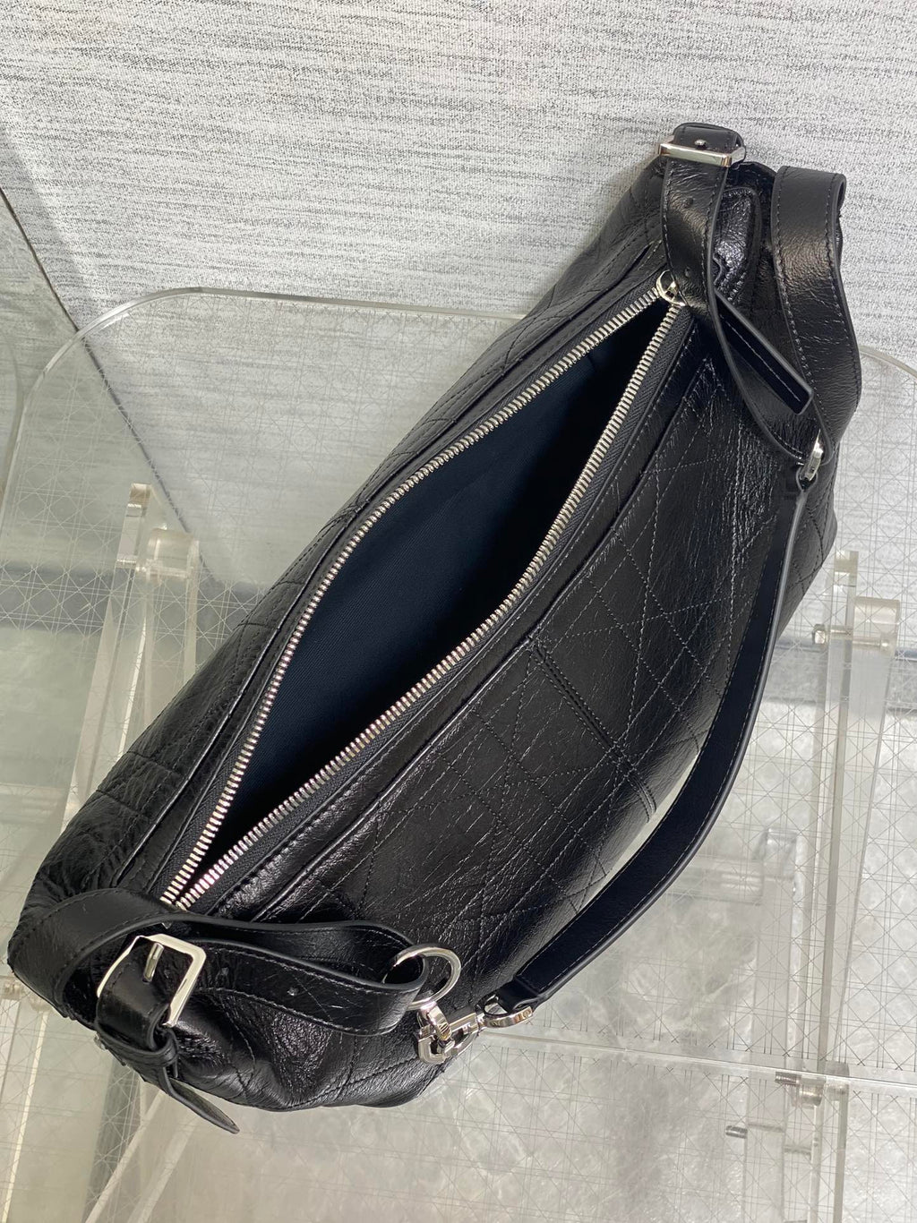 Medium D-Journey Bag in Vintage Smooth Calfskin - M2417 - Black Leather - Default Title - View 9