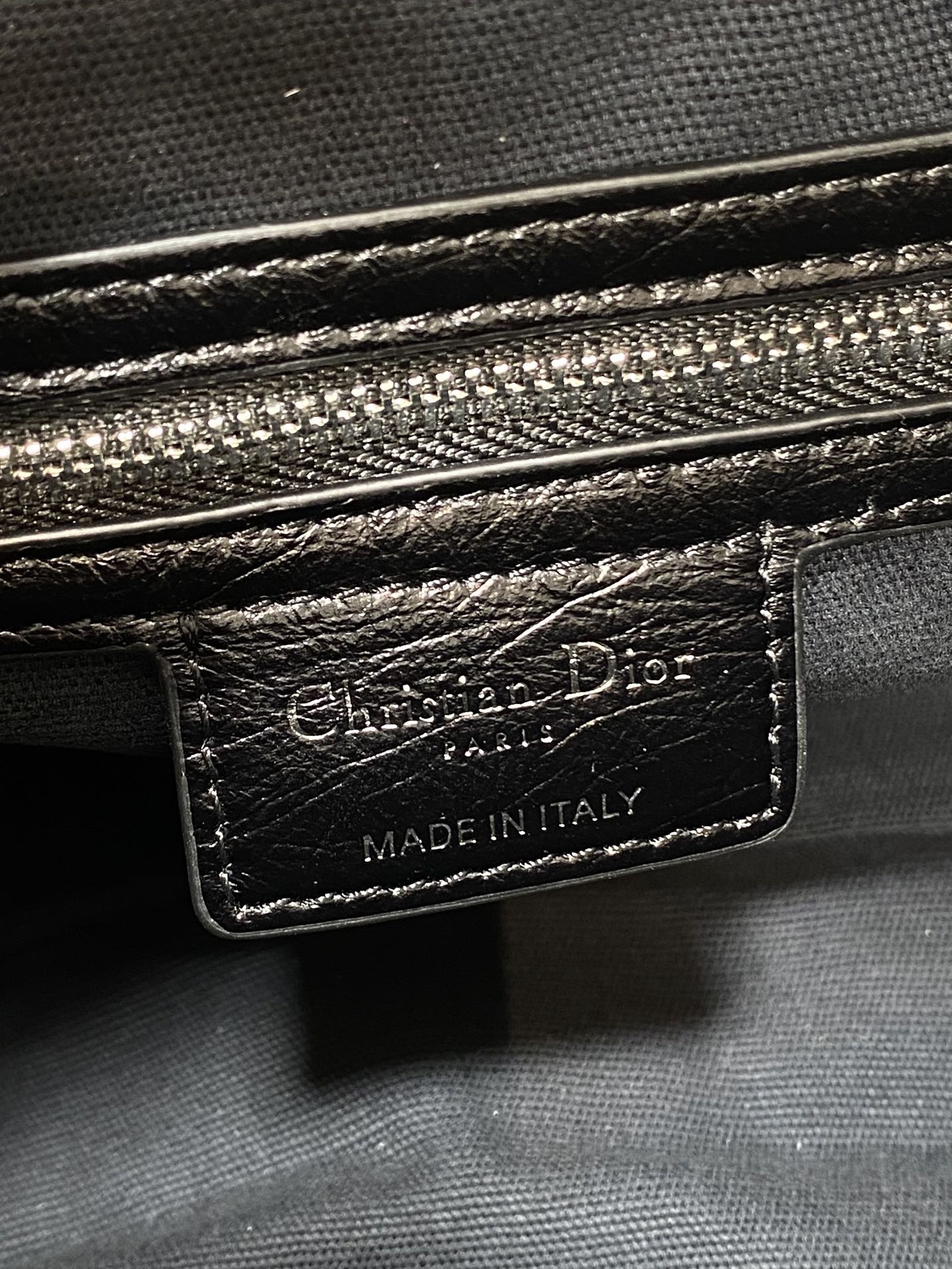 Medium D-Journey Bag in Vintage Smooth Calfskin - M2417 - Black Leather - Default Title - View 10