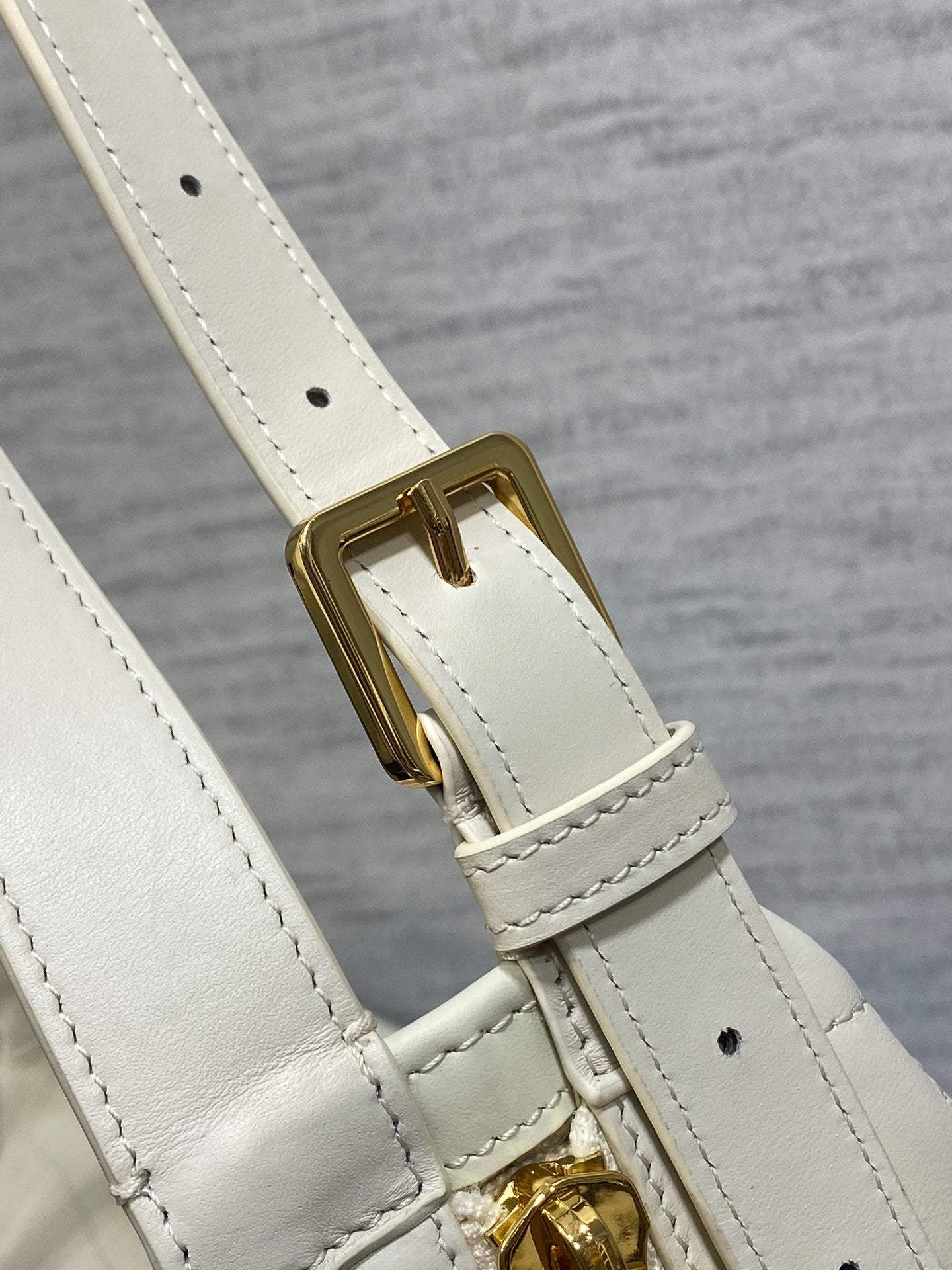 Medium D-Journey Bag in Vintage Smooth Calfskin - M2417 - Latte Flat Macrocannage - Default Title - View 5