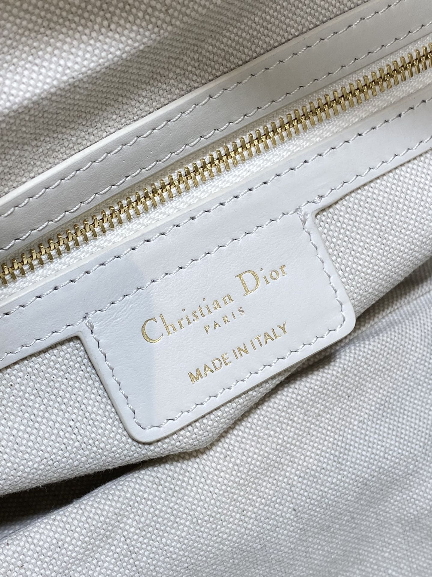Medium D-Journey Bag in Vintage Smooth Calfskin - M2417 - Latte Flat Macrocannage - Default Title - View 10