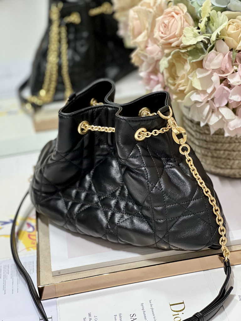 Medium Dior Ammi Bag M22566 Black Supple Macrocannage Lambskin