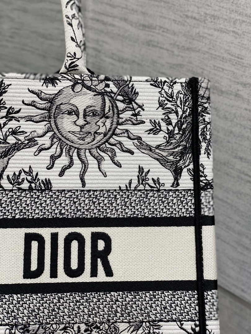Medium Dior Book Tote M1296 White and Black Toile de Jouy Soleil Embroidery
