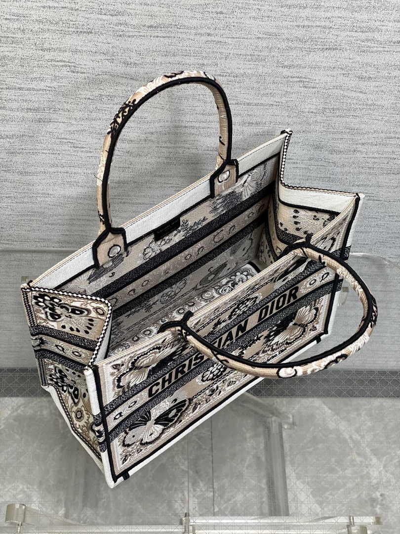 Medium Dior Book Tote M1296 Beige Butterfly Bandana Embroidery