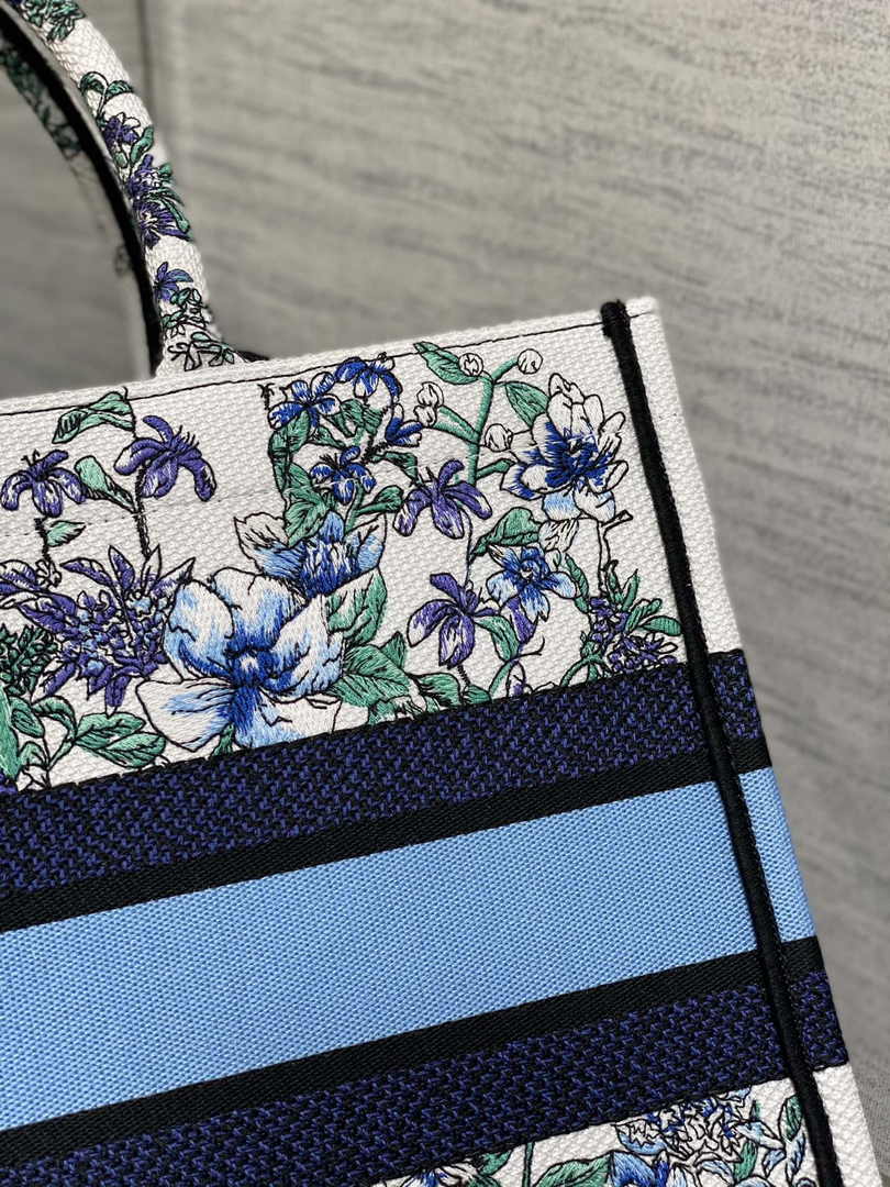 Medium Dior Book Tote M1296 Blue Flower Embroidery