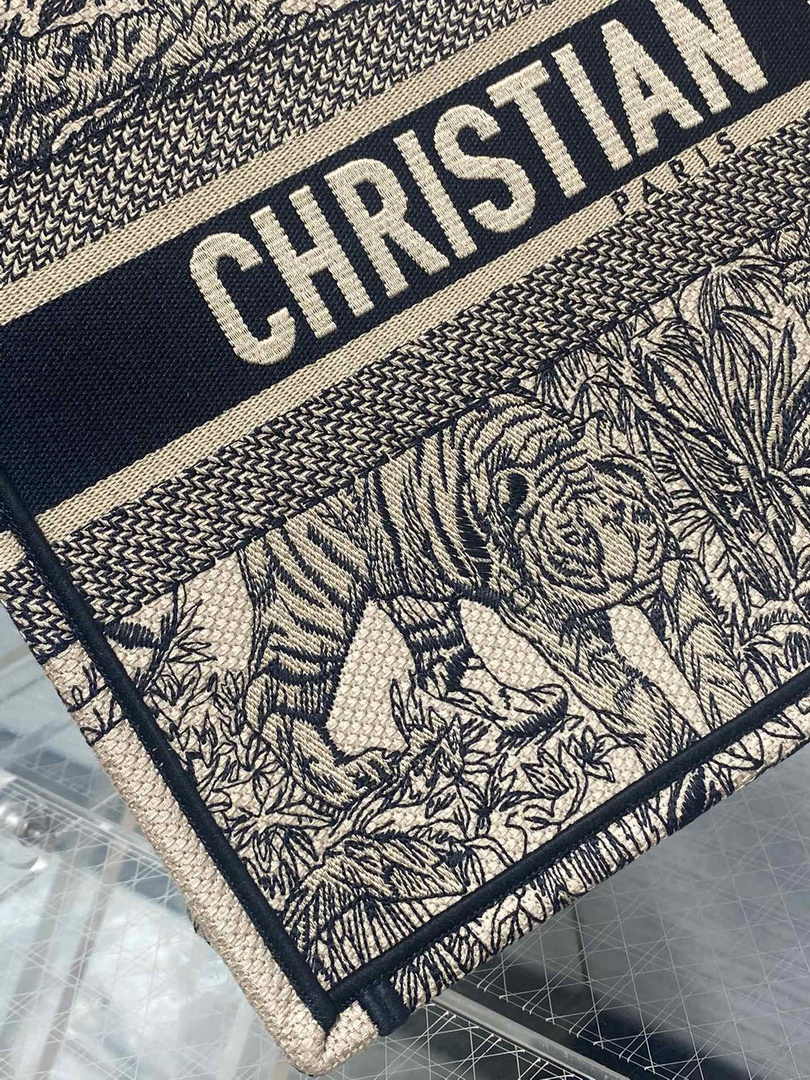 Dior Medium Book Tote M1296 Black Tiger Embroidery