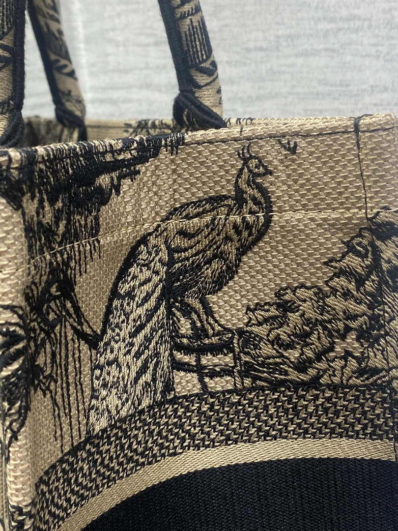 Dior Medium Book Tote M1296 Black Tiger Embroidery