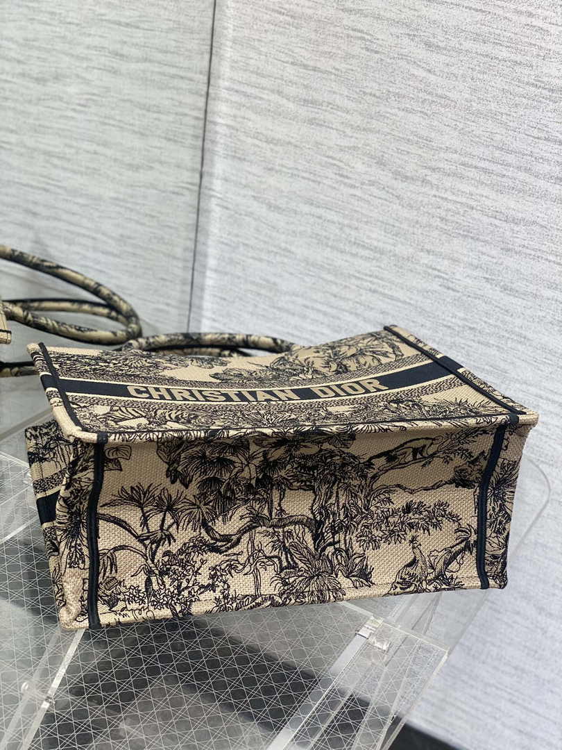 Dior Medium Book Tote M1296 Black Tiger Embroidery